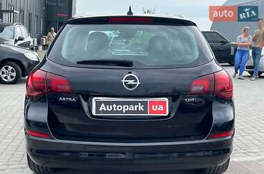 Універсал Opel Astra 2011 в 