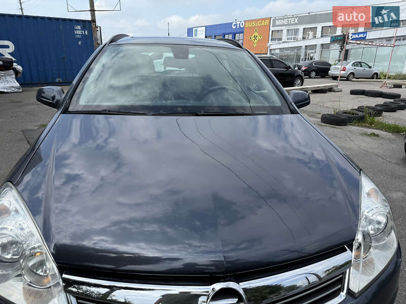 Універсал Opel Astra 2009 в Вінниці