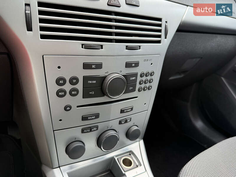 Універсал Opel Astra 2009 в Вінниці