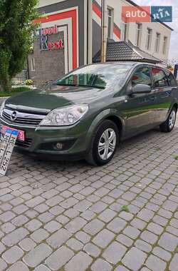Універсал Opel Astra 2009 в Кам'янець-Подільському