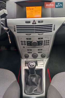 Универсал Opel Astra 2009 в 