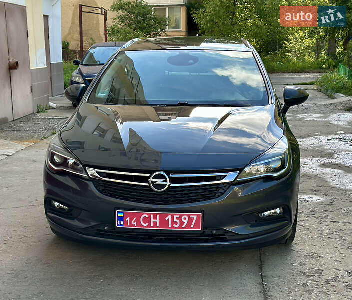 Универсал Opel Astra 2016 в Ивано-Франковске