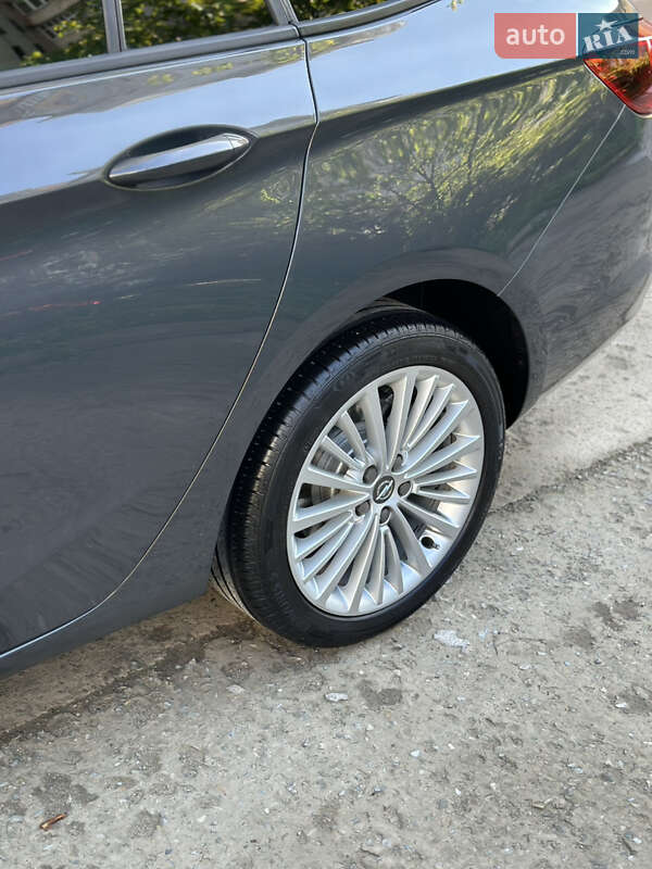 Универсал Opel Astra 2016 в Ивано-Франковске