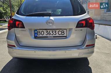 Универсал Opel Astra 2014 в 