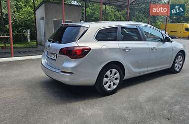 Универсал Opel Astra 2014 в 