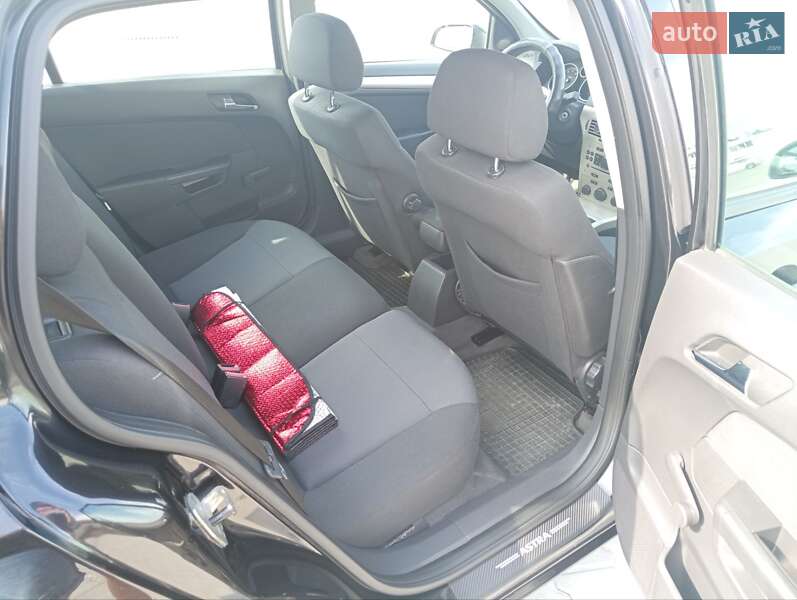 Универсал Opel Astra 2008 в Тернополе