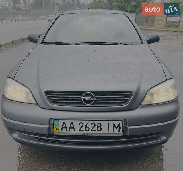 Opel Astra 2006