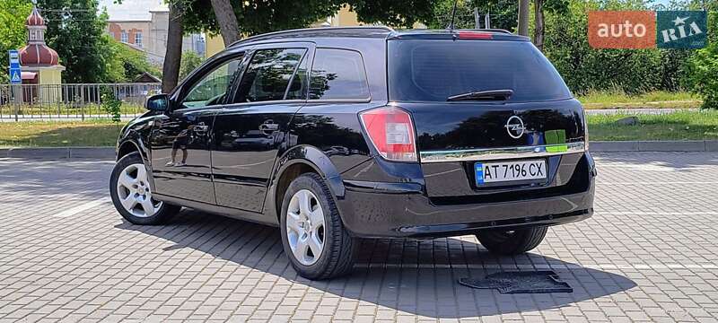 Универсал Opel Astra 2008 в Коломые