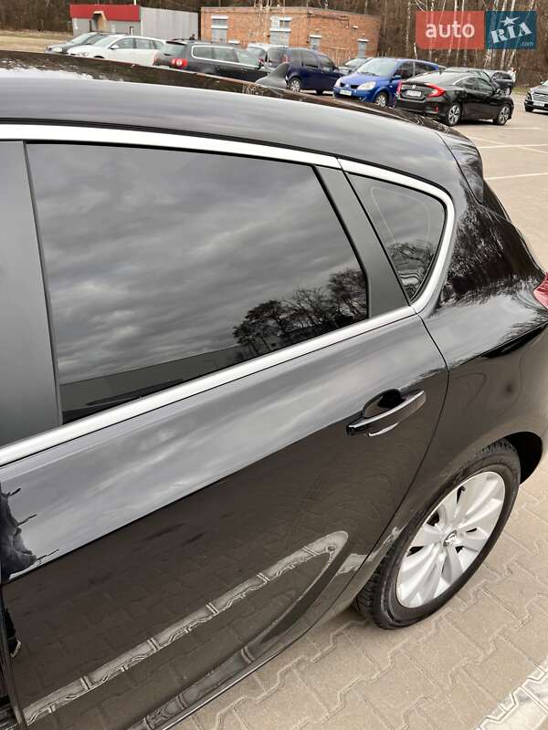 Хэтчбек Opel Astra 2009 в Чернигове