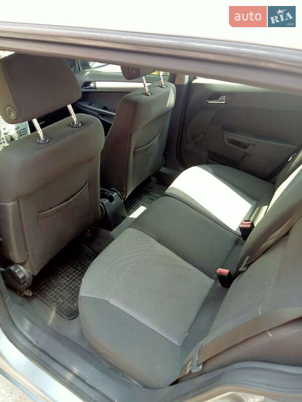 Универсал Opel Astra 2009 в Днепре