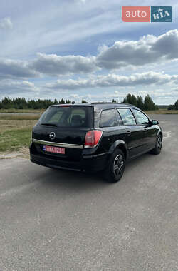Универсал Opel Astra 2008 в 