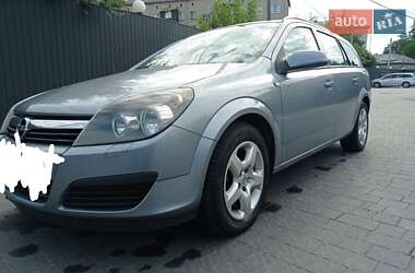 Универсал Opel Astra 2005 в 