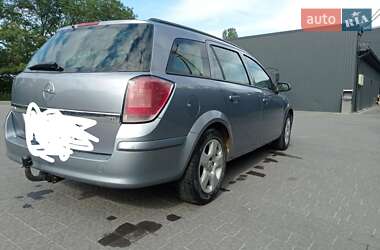Универсал Opel Astra 2005 в 