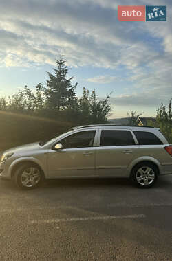 Универсал Opel Astra 2008 в 