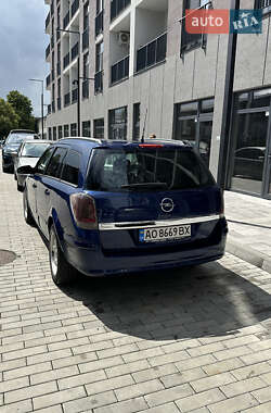 Универсал Opel Astra 2004 в 