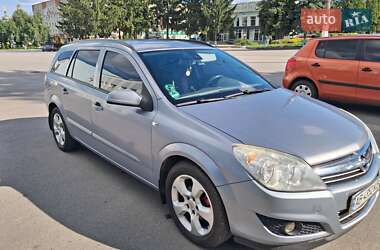 Универсал Opel Astra 2008 в Калиновке