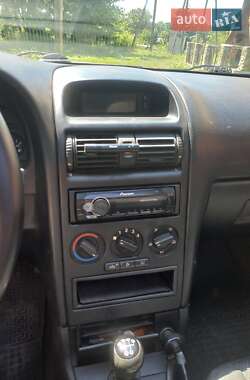 Седан Opel Astra 1999 в 