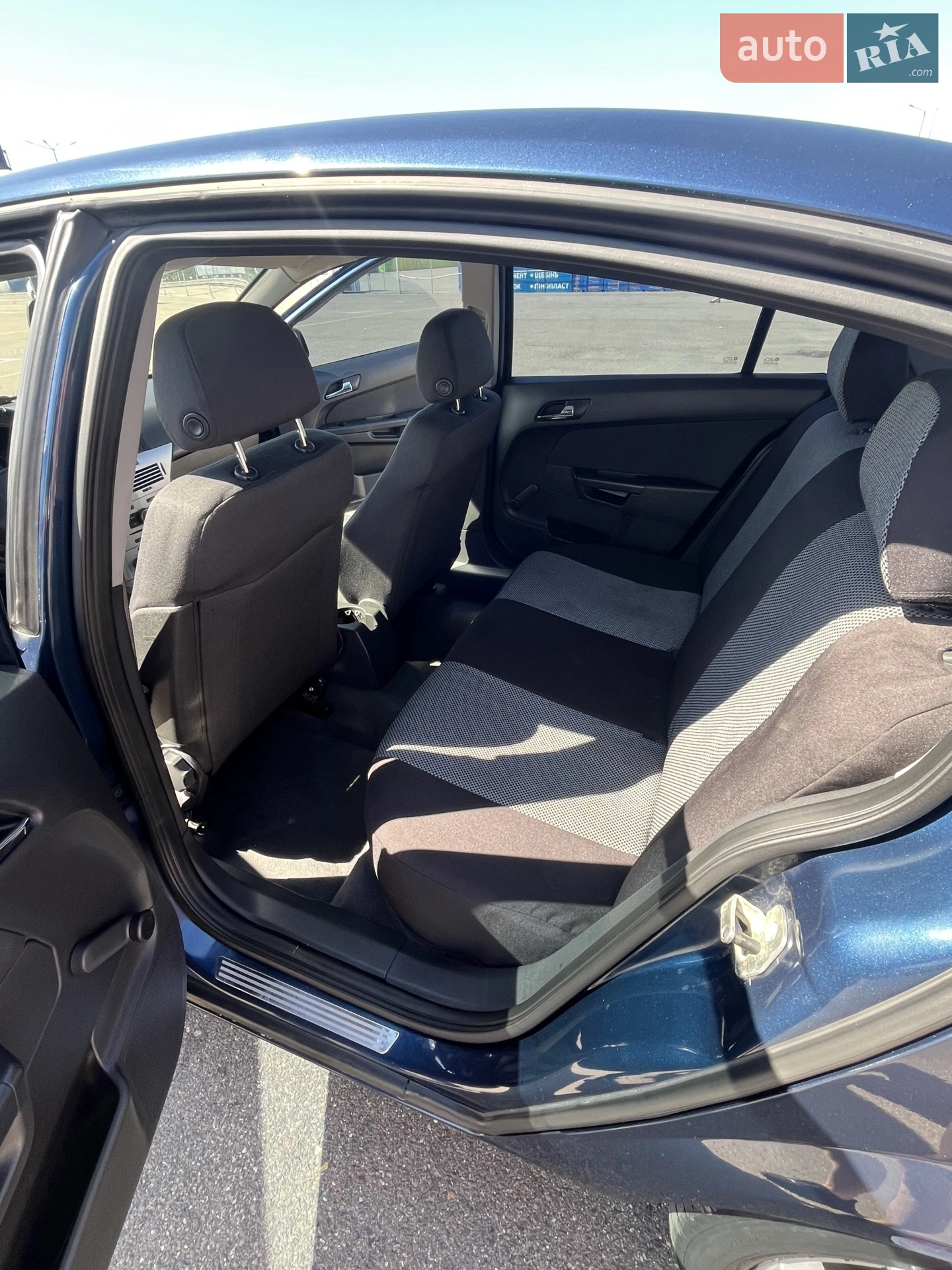 2012 Opel Astra - мініатюра 3