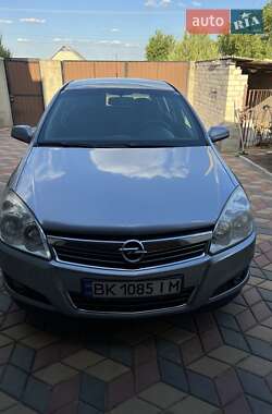 Хетчбек Opel Astra 2008 в Херсоні
