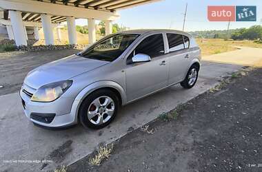 Хэтчбек Opel Astra 2004 в Вознесенске