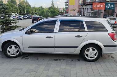 Універсал Opel Astra 2006 в Львові