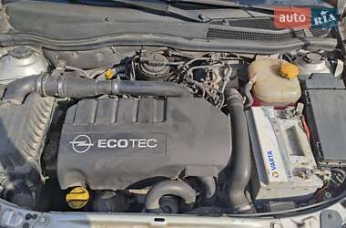 Універсал Opel Astra 2006 в Львові