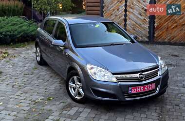 Хетчбек Opel Astra 2008 в Полтаві