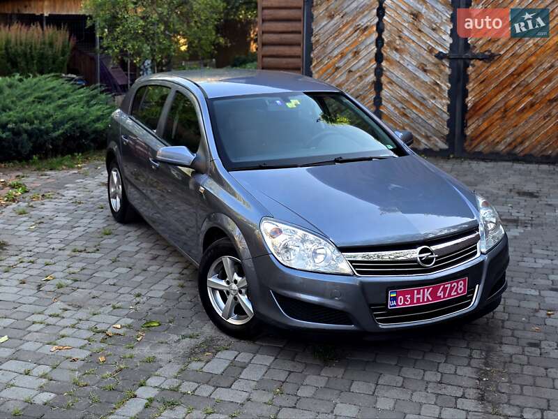 Opel Astra 2008