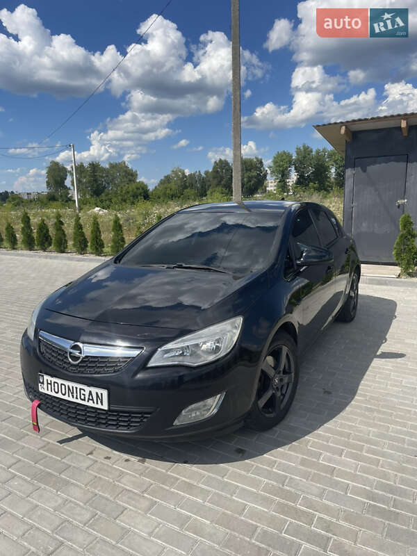 Opel Astra 2010