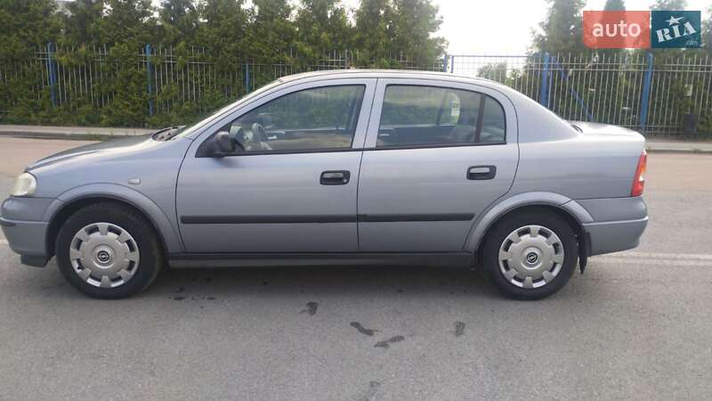 Седан Opel Astra 2006 в Житомире фото 8 Седан Opel Astra 2006 в Житомире