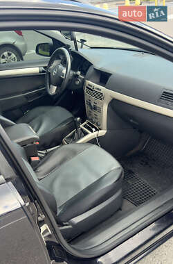 Универсал Opel Astra 2008 в 