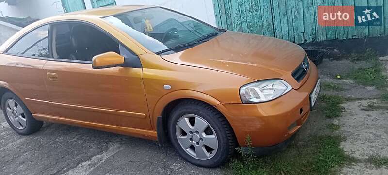 Купе Opel Astra 2002 в Княжичах