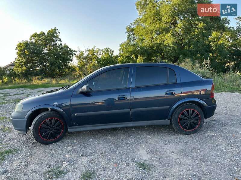 Opel Astra 2002