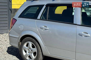 Универсал Opel Astra 2006 в 