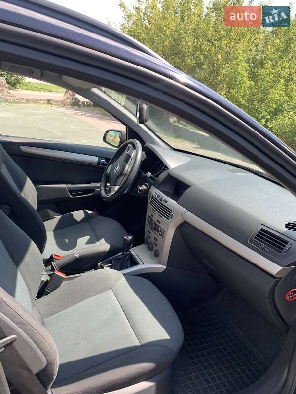 Універсал Opel Astra 2007 в Новоархангельську