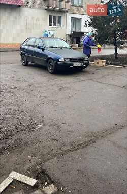 Хэтчбек Opel Astra 1993 в Первомайске