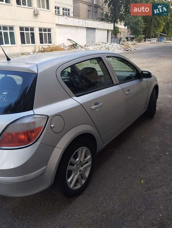 Хетчбек Opel Astra 2005 в Запоріжжі фото 5 Хетчбек Opel Astra 2005 в Запоріжжі