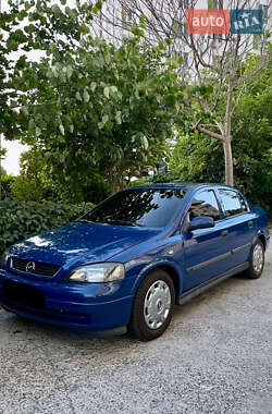Седан Opel Astra 2003 в Одесі