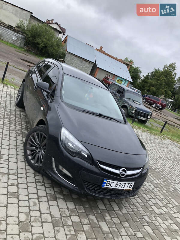 Opel Astra 2013