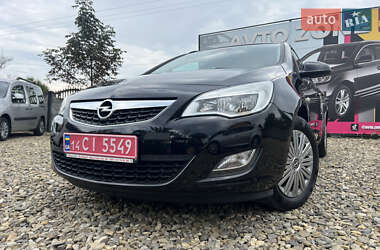 Универсал Opel Astra 2011 в Коломые