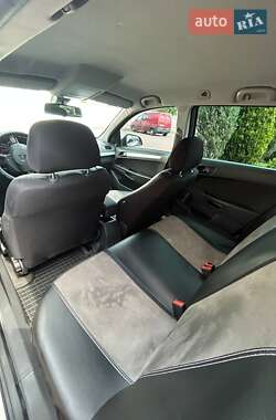 Универсал Opel Astra 2010 в 