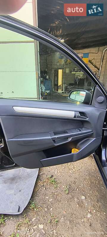 Универсал Opel Astra 2008 в Коломые