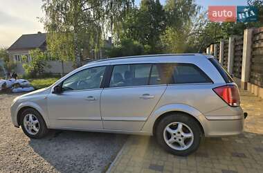 Универсал Opel Astra 2005 в 