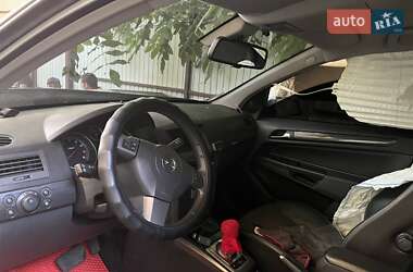 Универсал Opel Astra 2005 в 