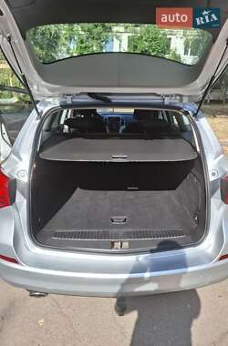 Универсал Opel Astra 2011 в 