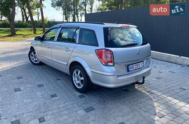 Универсал Opel Astra 2006 в 