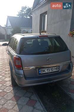 Универсал Opel Astra 2008 в 
