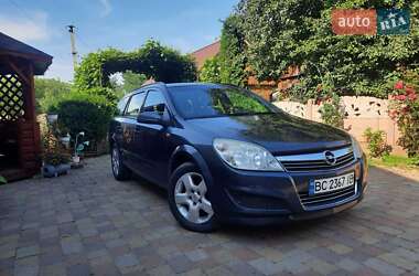 Универсал Opel Astra 2008 в Стрые