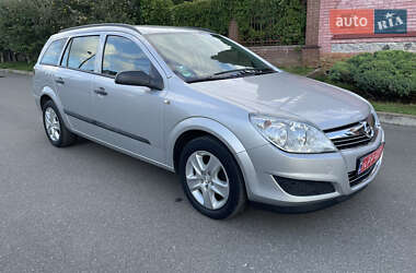Универсал Opel Astra 2009 в Сумах