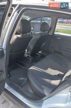 Седан Opel Astra 2004 в 